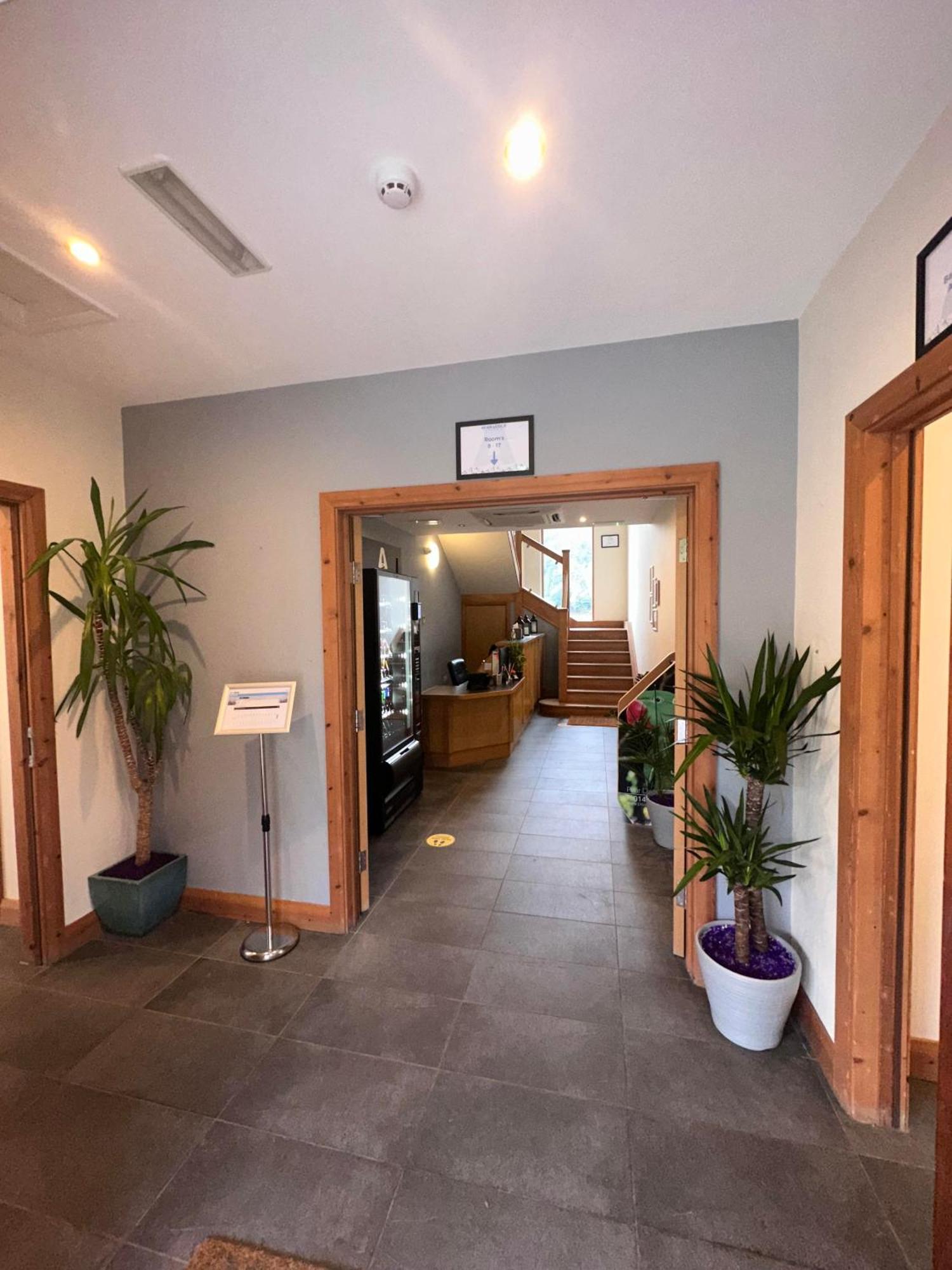 Afan Lodge Port Talbot Bagian luar foto
