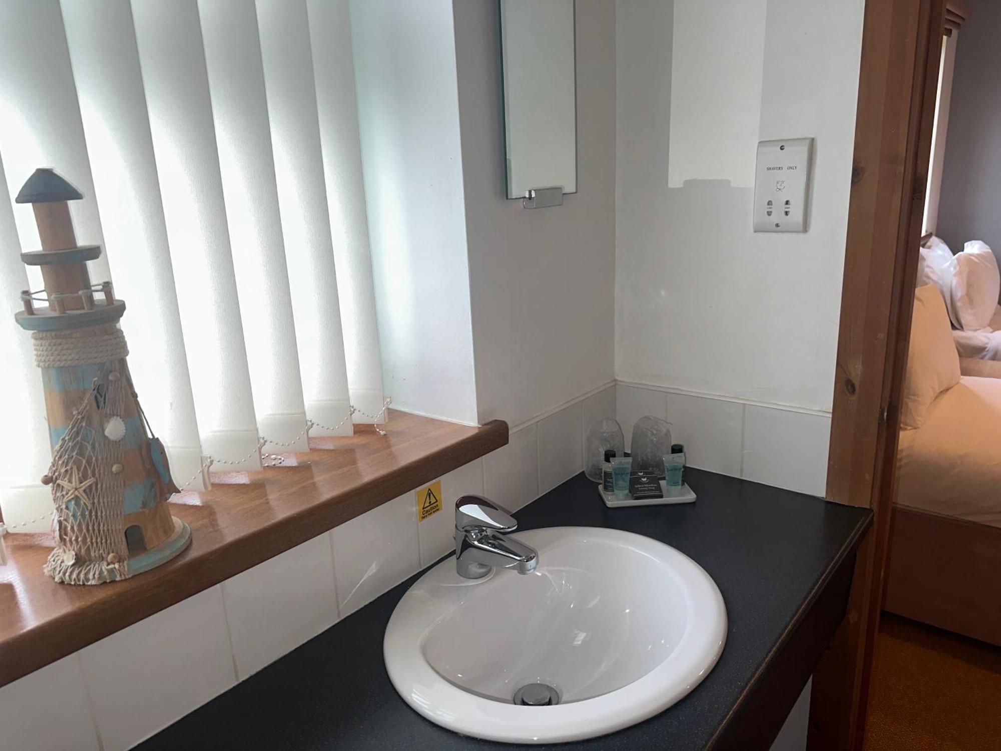 Afan Lodge Port Talbot Bagian luar foto