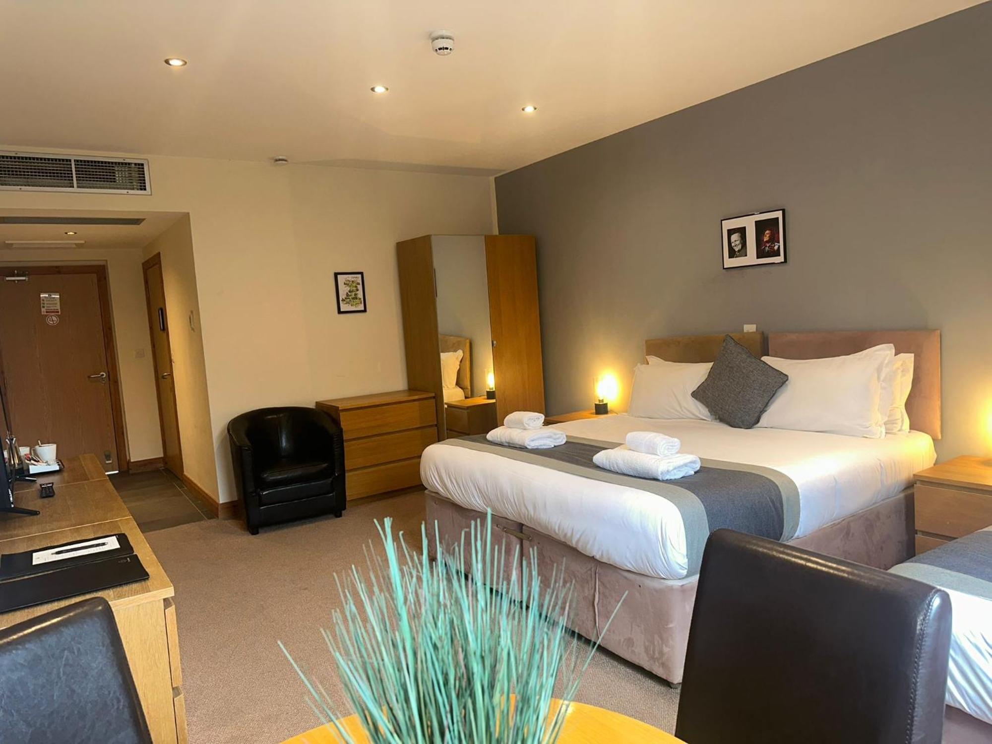 Afan Lodge Port Talbot Bagian luar foto